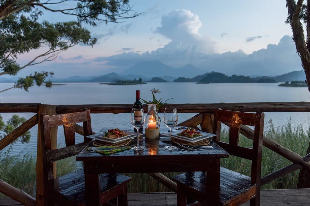 Lakes & Highlands Escape